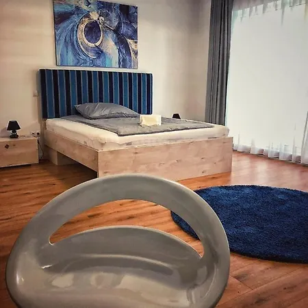 Aparthotel Moment
