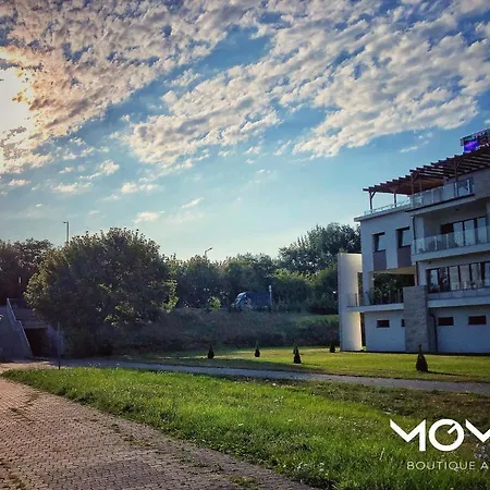 Moment Hotel apartamentowy Szolnok